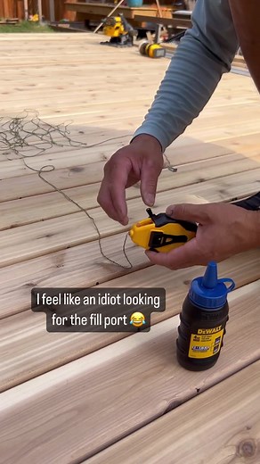 Not sure how you fill a new chalk line. This is how I fill it. The main thing is to NOT overfill it or you can damage the mechanism. I used to fill it without pulling the line out before hand, but I’ve found it works better when you pull out a good portion of the line first. It always takes snapping quite a few lines before a new chalk box is broken in though. How do you fill a new chalk line? . . . . . . . . . . . . . #chalkbox #chalkline #snapachalkline #snapaline #dewalt #dewalttools
