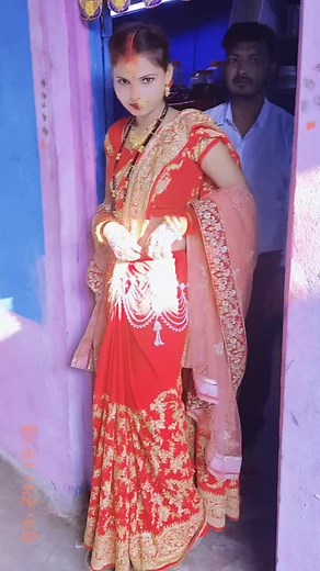 Traditional Indian Attire: Saree Styling Tips