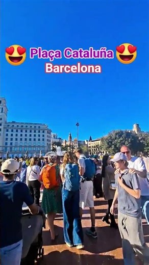 plaça Cataluña Barcelona 11 de abril de 2026 #barcelona #espanya #travel #short #ytshorts