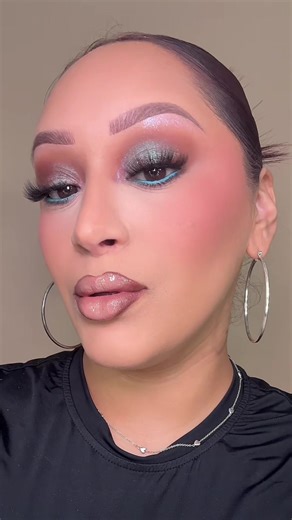 Vibrant Blue Eyeshadow Tutorial for Brown Eyes