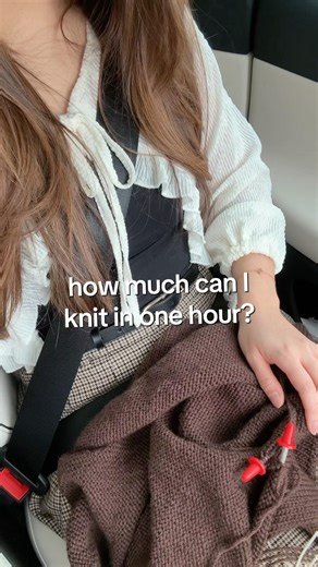 How much can I knit in one hour? (in the car edition) #knitting #knittingprojects #knit #yarn