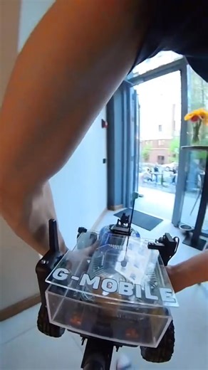 In a cafe for cake and girls 😋😅 Write in the comments⬇️ whether it was good to hear everything, did you understand everything, and to add it to the video It is important for us to know your opinion 🧐📖 | Cyber Car