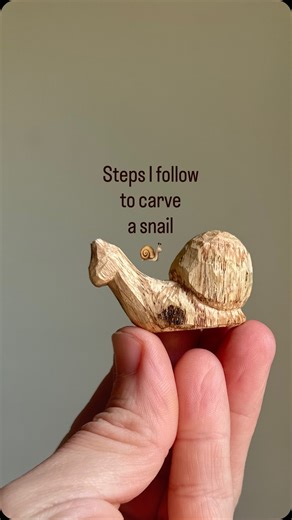 A Mother Chucking Wood on Instagram: "~From bark covered branchy bit to finished snail, here is my process. •Remove bark •Round off shell •Make stop cut for bottom of shell •Shape body under shell •Shape neck •Make snout •Shape neck more •Create eyes •Final shaping and chamfers Then let him dry in an unzipped ziplock bag for a few days to hopefully avoid cracks 😋 Happy snail carving 🐌 ~ #amotherchuckingwood #carvealong #howtocarve #carvingabranch #branchanimal #woodensnail #woodenanimals #inst
