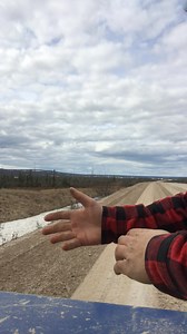 ah bin batard el pére fourra est rendu icite dans les révélations mountain pi dan pigras qui veut nous vendre un dodge j'ai mon voyage, poutchowwww | Lhomme femelle