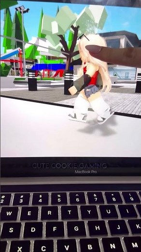 I just dragged my Roblox avatar [I'm not cute anymore TREND]