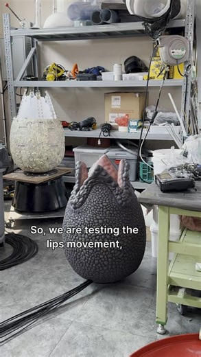 How do you slime a Xeno egg? Learn how in this exclusive look from @alienearthfx | Collider.com