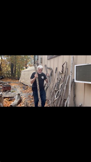 Walking Sticks - Part - 1 For Beginners. comment #NextPart in comment section for next part. Video by Dennis Nolan. #fblifestyle #walkingstics #woodworking #woodcarving #walkingcane Visite for More - Dennis Nolan | WoodArts