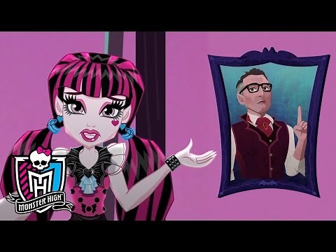 Draculaura | Meet The Ghouls | Monster High