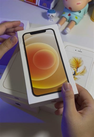 ASMR iPhone 12 Reset Experience