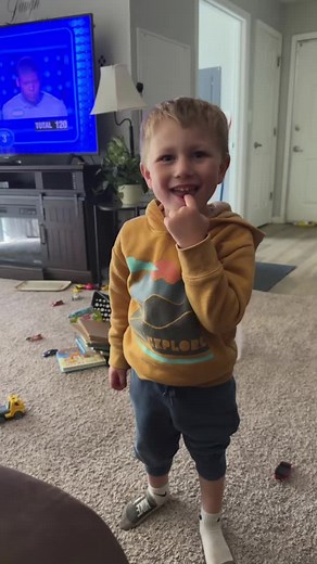 Virginia Bell (@virginiabell)’s videos with Wobble - V.I.C.