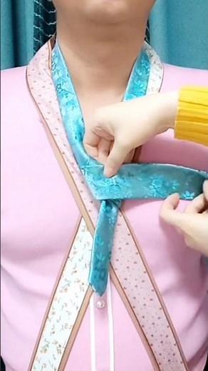 The easiest way to tie a tie.