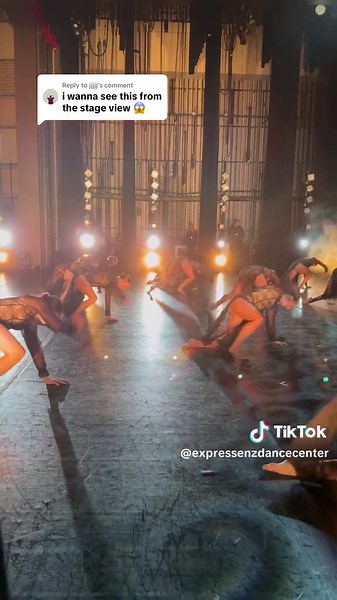 Impressive Front Stage Exit in Dance Recital