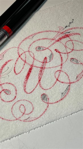 Brush Copperplate - W Using the rounder form of the majuscule W. I felt adding the black to the red gave it a different dimension to the hatching and delicate linework. Viva Kitchen Roll Pentel Colour Brush Pentel Pocket Brush Pen @pascribe @penteluk @pentelofamerica @pentel_official @pentel_de @pentelsingapore @pentel_france #pascribe #calligraphy #copperplate #brush | Paul Antonio Scribe