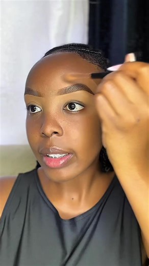 Simple Eyebrow Tutorial for Perfectly Shaped Brows