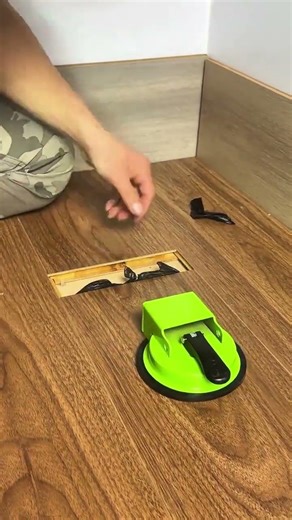 Floor Gap Repair Tool For Seamless Installation #gap #shortvideo