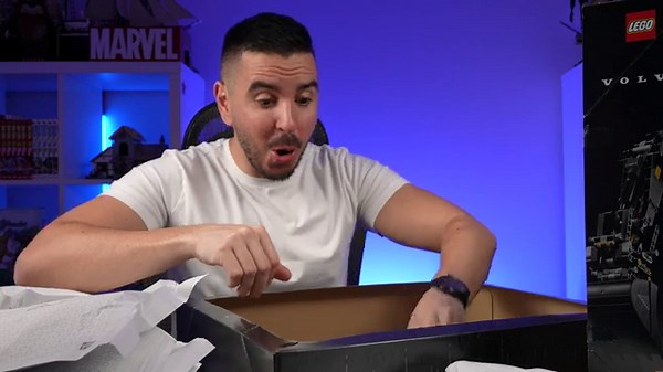 The Most EXPENSIVE Technic set in 2025 || LEGO 42215 Volvo EC500 Hybrid Excavator