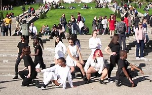 【KPOP IN PUBLIC 】EVERGLOW《Adios》翻跳by Young Nation Dance(YND)／法国巴黎