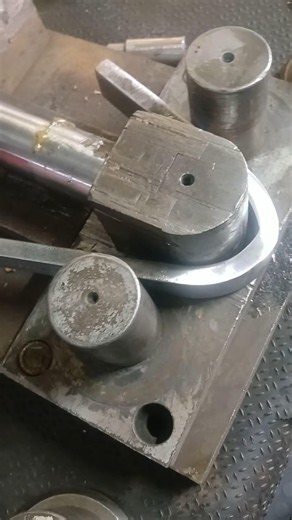 HOW TO PERFORM WELD DUCTILITY TEST ON HYDRAULIC PRESSING MACHINE WITH 40MM BEND FORMER IN LABORATORY