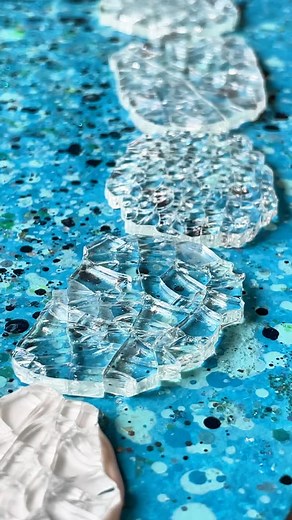 360 reactions · 29 comments | Beautiful shades of blue and tempered glass—what better combination to soothe both art and mind. #MosaicArtist #TemperedGlassArt #RecycledGlassArt #ColoradoArt #EcoFriendlyDecor #SustainableArtist #GlassWallArt #UpcycledArt #ModernMosaicDesign #HandmadeInColorado | Nataly Parson | Facebook