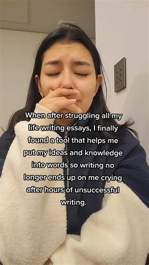 Some people cry doing math, I (used to) cry when I have to write a paper. #jenniai #collegetips #collegehacks #collegewriting #collegeadvice #collegestudent