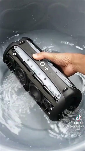 Portable Bluetooth Speaker,IPX7 Waterproof 80W