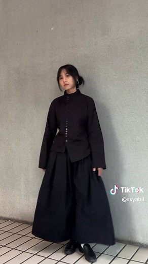 Japandi Outfits: Style and Inspiration for 2025