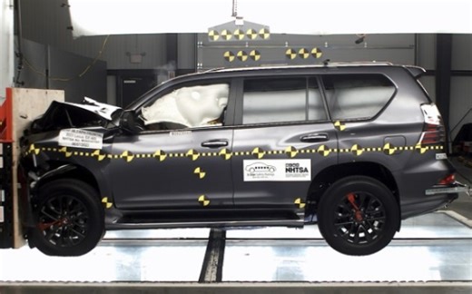 2023 丰田 雷克萨斯 GX 460 正面100%重叠刚性壁障碰撞测试 nhtsa