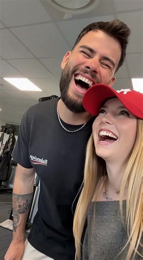 LeBouseuh et Cocotte ensemble ❗️IA❗️ @LeBouseuh @Cocottee_ #LeBouseuh #Cocotte #IA #pourtoi #fyp