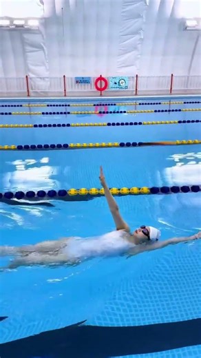 Backstroke technique breakdown training. #swimming