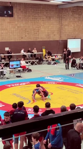 Roman Wrestling: Man vs Woman Arm Wrestling Showdown