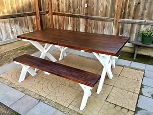 DIY Outdoor Patio Table Inexpensive!