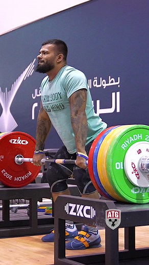 Bozhidar Andreev 🇧🇬 205kg / 452lbs Block Clean w/ Straps! Full video on our Patreon! #boxclean #blockclean #weightlifting #slowmotion | All Things Gym