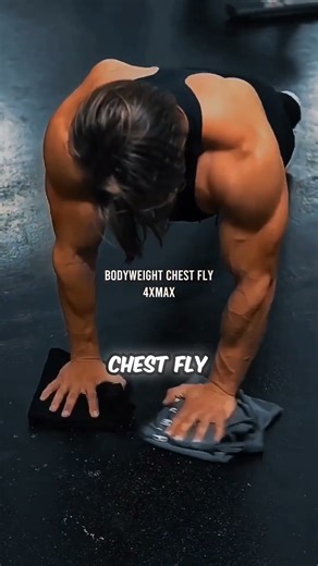 Build A Massive Chest At Home (No equipment) | Credits : @abbzshreds (IG) @Stevekrisofficial (IG)