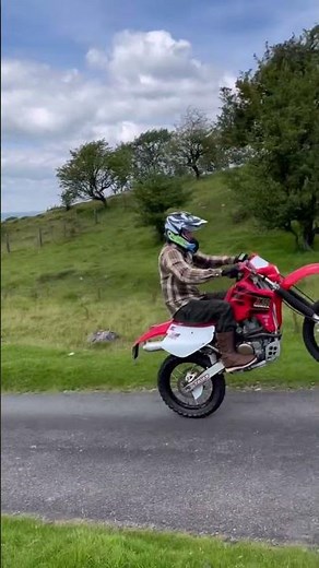 XR650R out for ride after a year of restoration 😃 Honda XR | old dirt bike