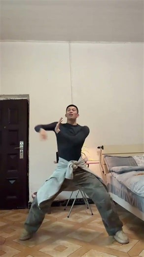 Master the Rhythm of Mongolian Dance