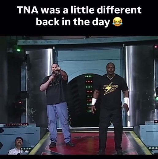 They used to have guns back then lmao #wwe #fyp #wweraw #wrestlingtiktok #wrestling