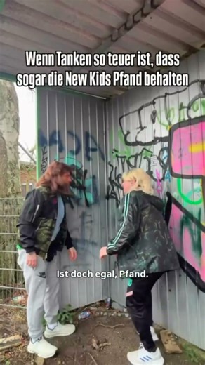 tanken so teuer, dass selbst die New Kids das Dosenpfand behalten. der-dennis.com niklassiepen.de
