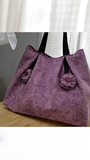 Ae PooiM | Cute Tote Bag Idea!! Learn more: Watch full video version with measurement detail on my youtube channel “Ae PooiM” #bagtutorial... | Instagram