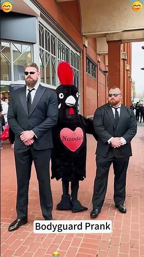 Bodyguard prank🤣🤣#funny #funnyvideo #funnyprank #foryou #fypシ #prank