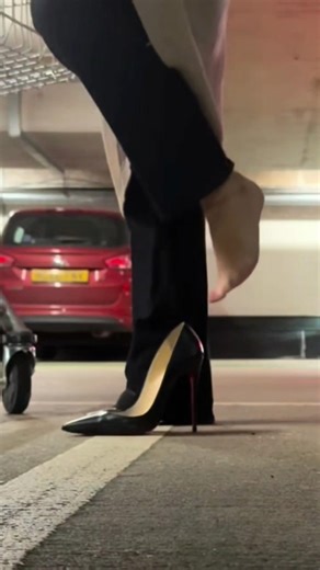 Christian Louboutin So Kate 120mm