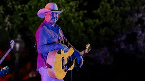 Did Jason Aldean Say '[Expletive] No!' When Biden Asked to Use His Song For Campaign?