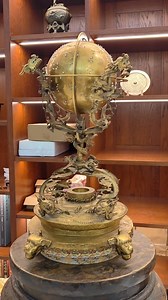 The Palace Museum in Beijing is home to an extravagant ancient Chinese celestial globe, the only existing example of a celestial globe model crafted from gold. This rare national treasure boasts over 1,000 pearl inlays representing the twinkling stars, gracefully encapsulating the legacy of China's millennia-old astronomical heritage. Adorned with a nine-dragon design, this magnificent apparatus was commissioned by the Qianlong Emperor of the Qing Dynasty (1644-1911), reflecting his keen interes