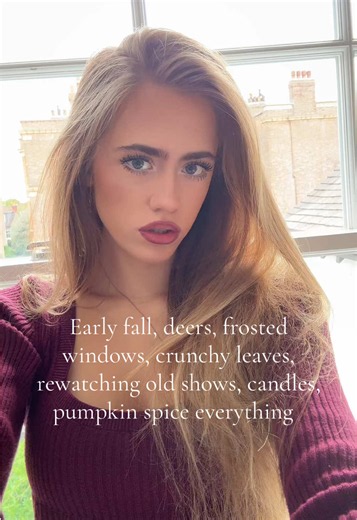 Early Fall Aesthetic Playlist: Cozy Autumn Vibes
