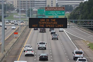 These 5 actual digital road signs got drivers chuckling