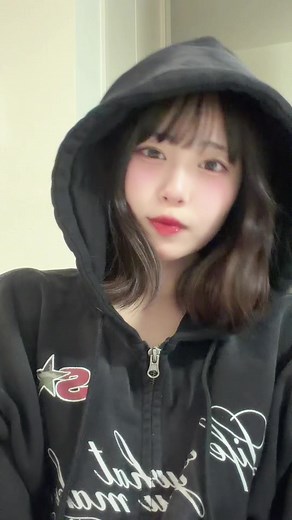表 すみれ ビーリアルって誰？TikTokで話題のすみれを解説