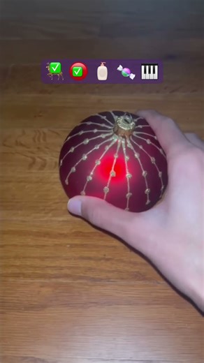 Use THESE emojis to make a song? 🦌🔴🧴🍬🎹 #piano #originalbeats #pianomusic #musicnotes