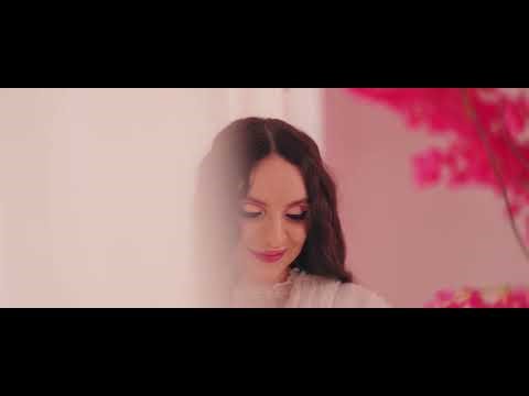 Fuchsia | Fashion Film | Cinematic Video Portrait