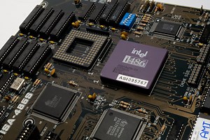 El procesador 486, venerado desde 1989, fue retirado por Linux: todo por "ya no tener sentido"