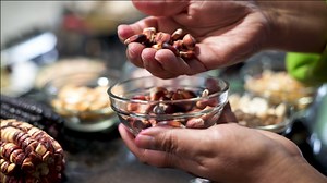 Guatemalan Cooking 101 with Amalia Moreno-Damgaard - Twin Cities PBS