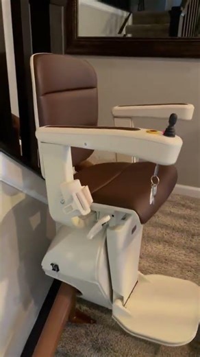 Handicare FreeCurve Curved Stairlift Install | HomePro Mobility – 180° Turn Custom in Columbus OH